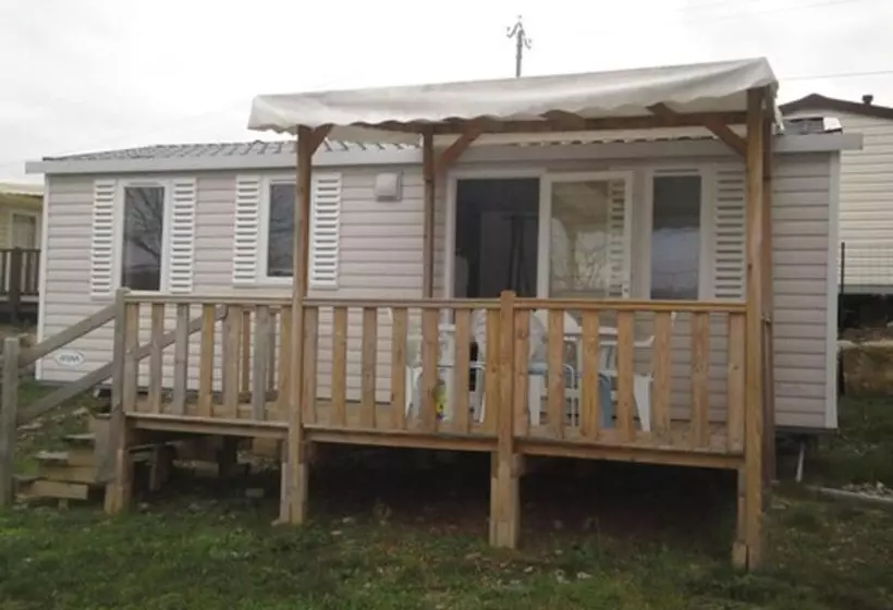 Hotelli Camping Beaume Giraud