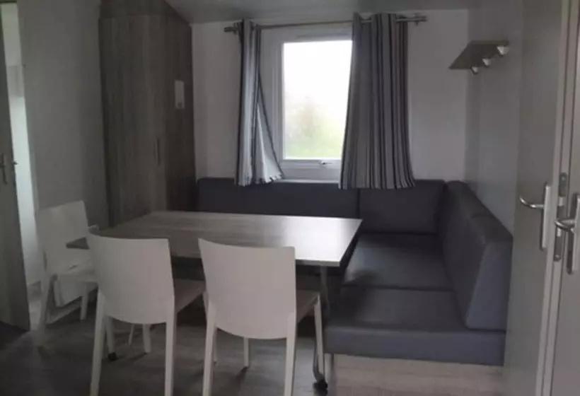 Hotelli Camping Beaume Giraud