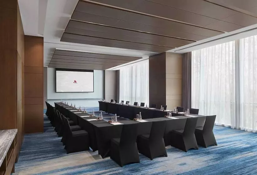 Hotel Jiaxing Marriott