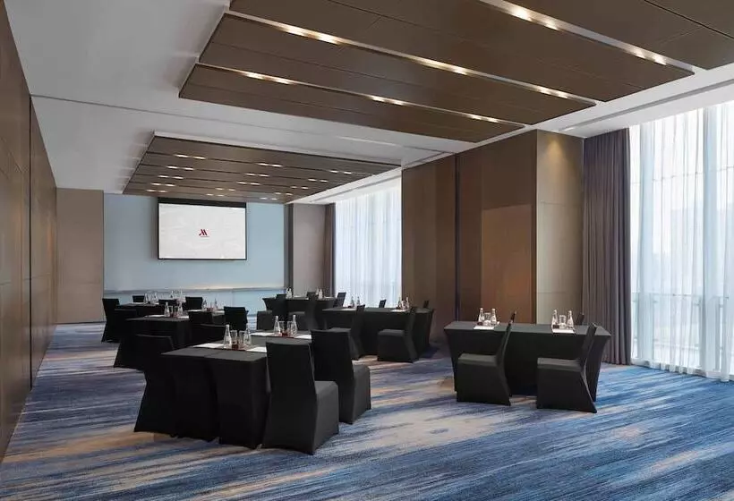 Hotel Jiaxing Marriott