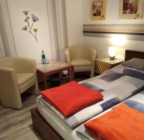 ホテル Haus Adria