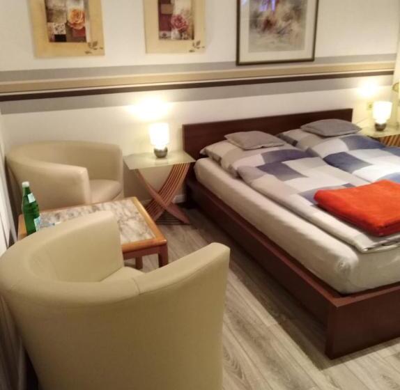 ホテル Haus Adria