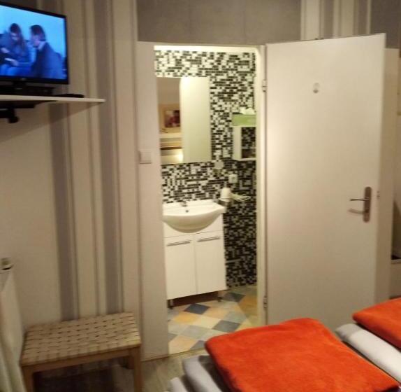 ホテル Haus Adria