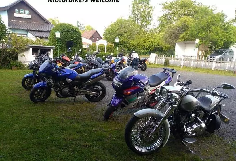 ホテル Haus Adria