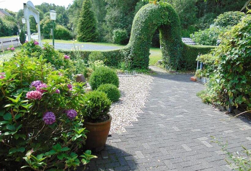 ホテル Haus Adria