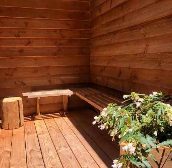 Le Refuge De L âne Carotte Aubagne Cassis Aix En Provence