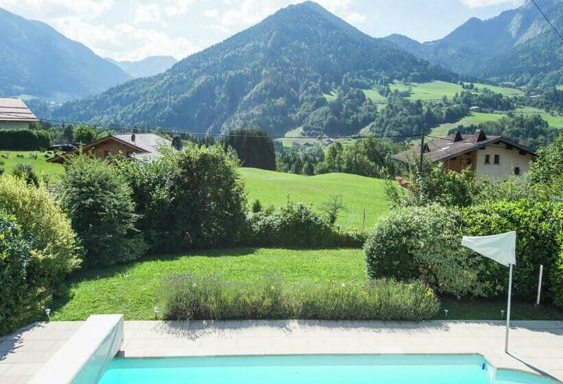 Splendida Villa Isolata Con Piscina Biot