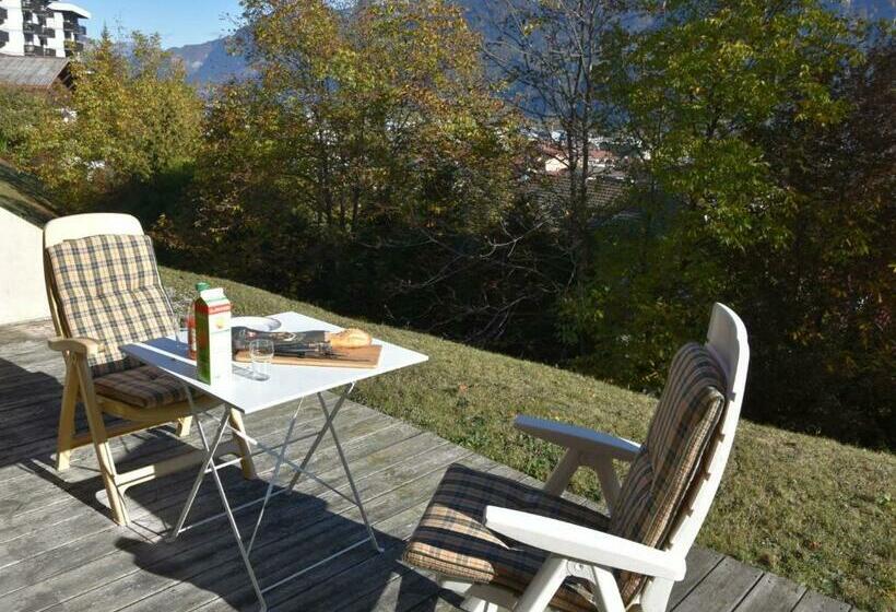 Spacious Apartment In Sallanches Near Ski Area