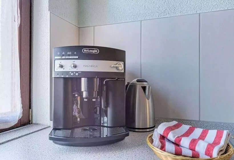 Spacious Apartment Near Lake In Guntersberge