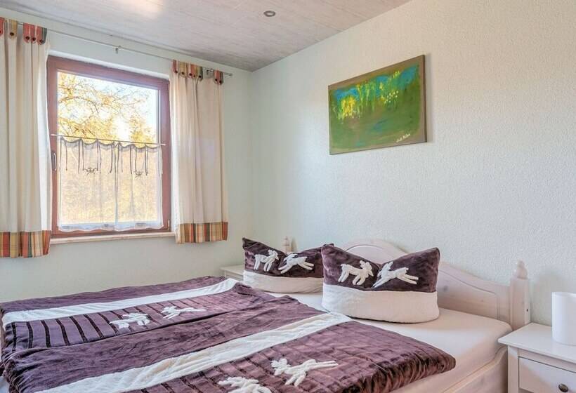 Spacious Apartment Near Lake In Guntersberge