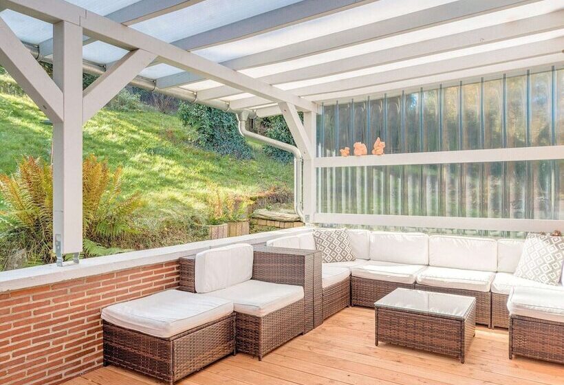 Spacious Apartment Near Lake In Guntersberge