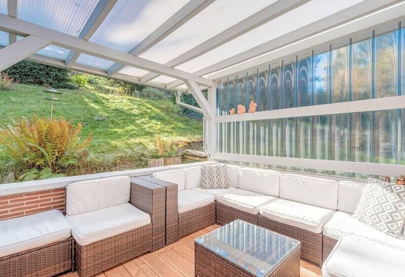 Spacious Apartment Near Lake In Guntersberge