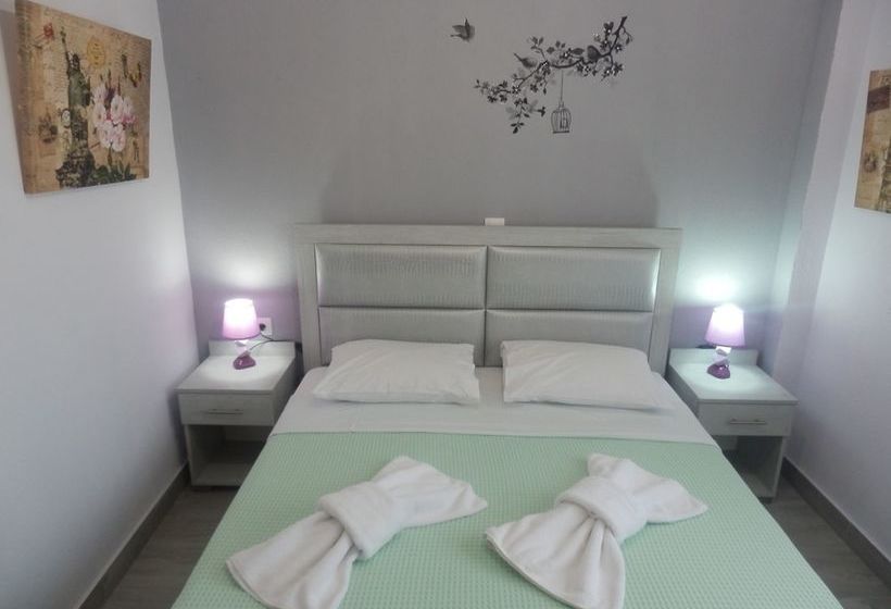 Zephyros Family Apartments 1