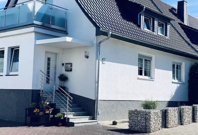 Ferienwohnung Zum Schlosspark Calden