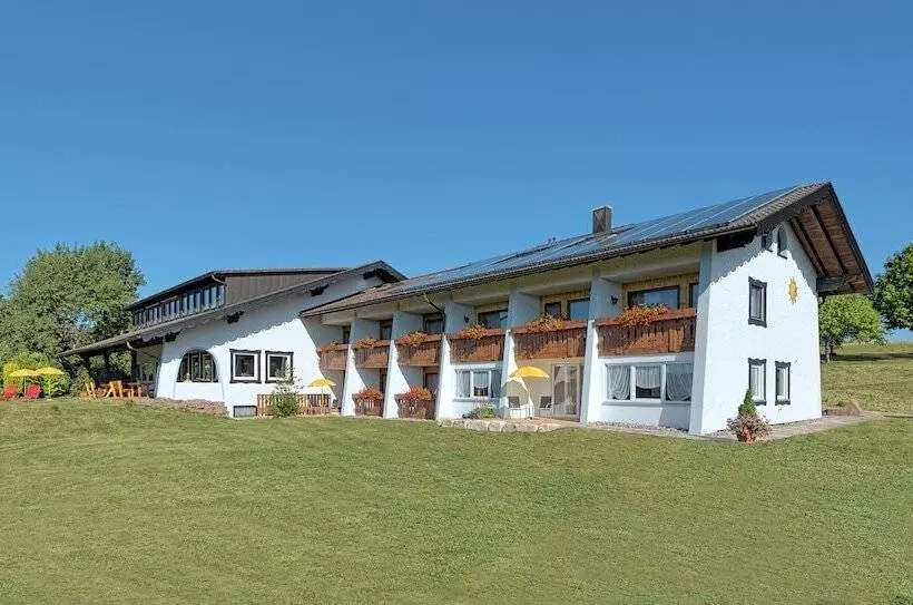 Hotelli Landgasthaus Sonne