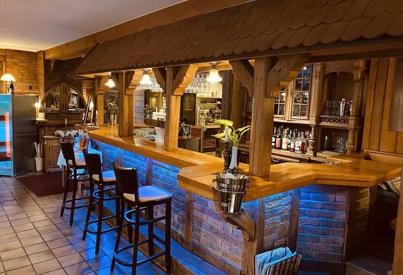 Hotelli Landhaus Massener Heide