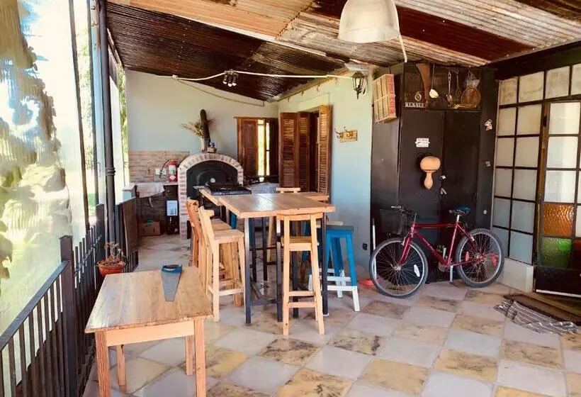 Aamiaismajoitus (B&B) Altos De Empalme