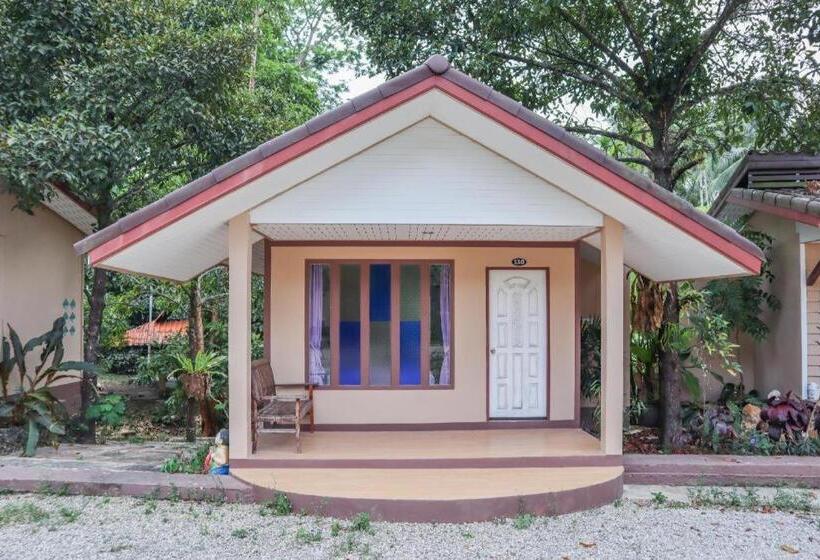 هتل Oyo 742 View Pruksa Resort