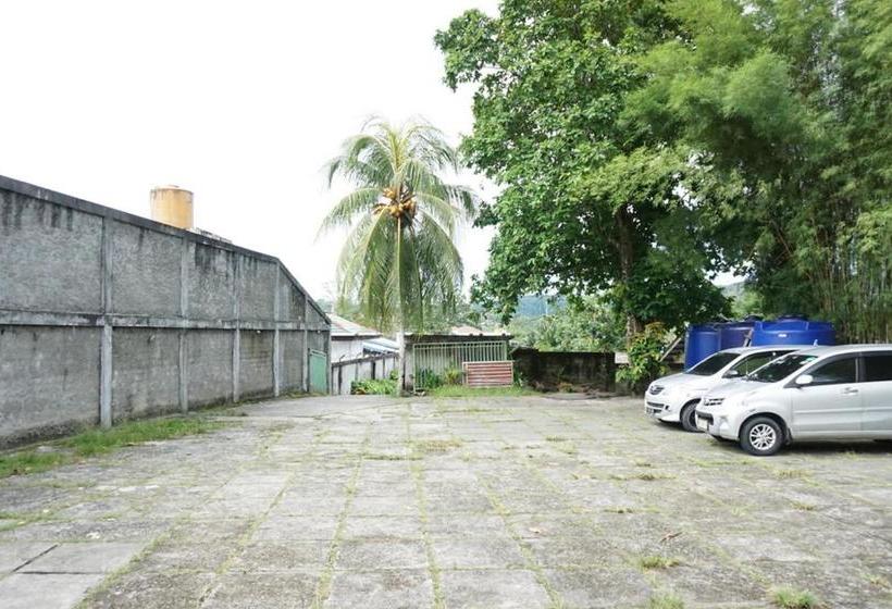 Hotel Reddoorz Near Jalan Yos Sudarso Manokwari