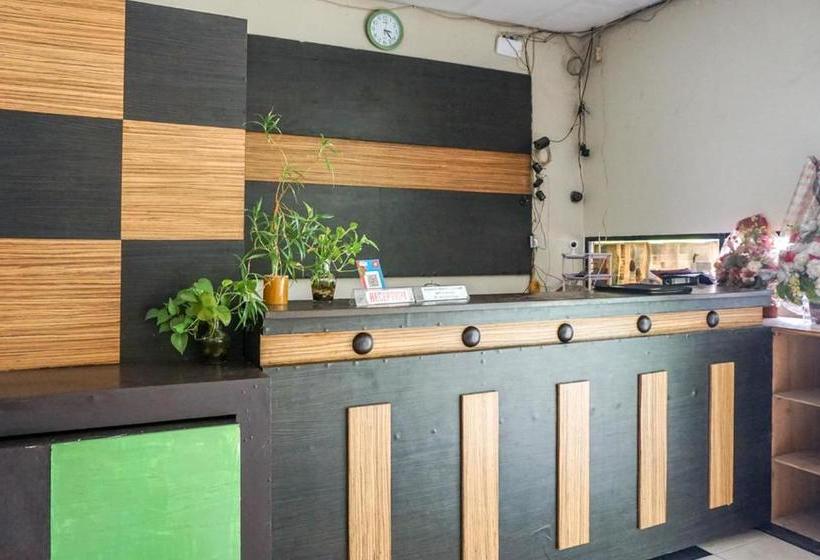 Hotel Reddoorz Near Jalan Yos Sudarso Manokwari