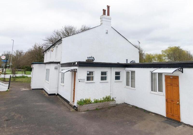 فندق Slap Up Lodge