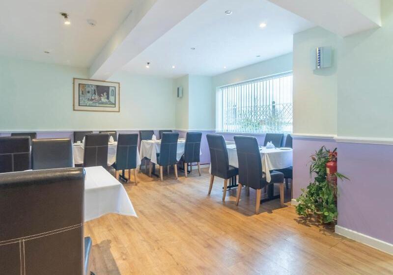 فندق Slap Up Lodge