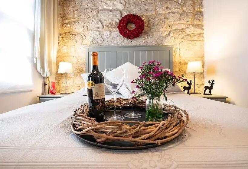 هتل Vino Alacati