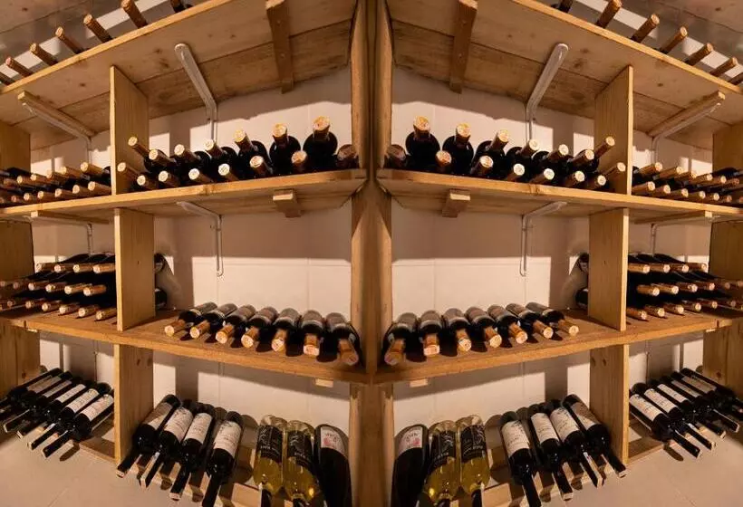 هتل Vino Alacati