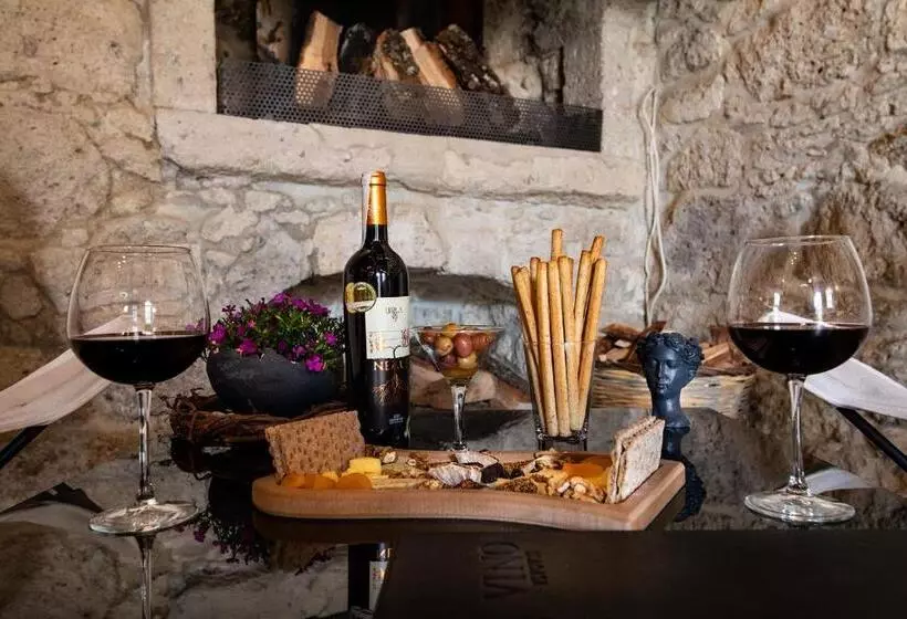 هتل Vino Alacati