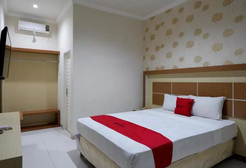 Reddoorz @ Hotel Bumi Palupy