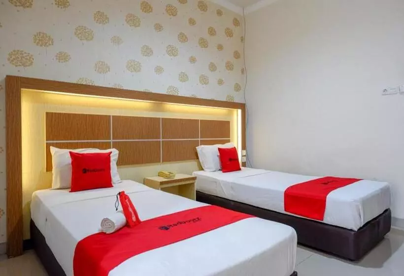 Reddoorz @ Hotel Bumi Palupy