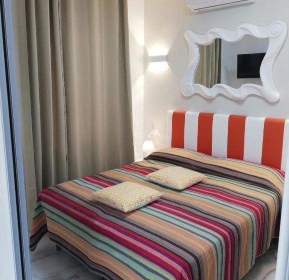 Saturnotel & Family Suite