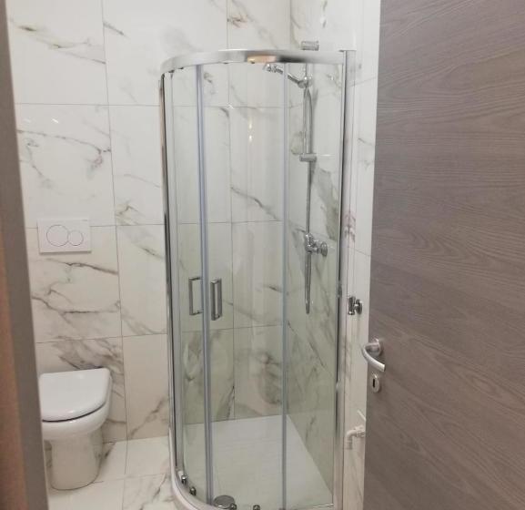 Saturnotel & Family Suite