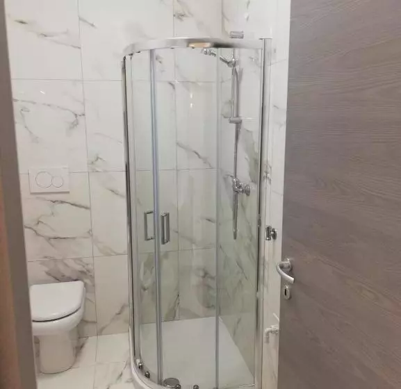 Saturnotel & Family Suite