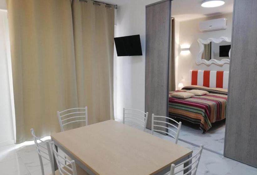 Saturnotel & Family Suite