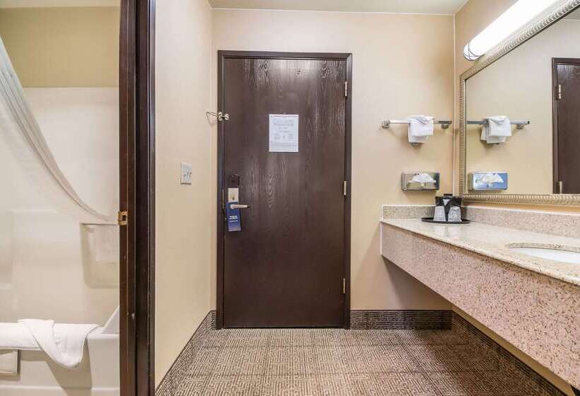 فندق Comfort Inn