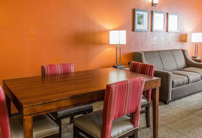 فندق Comfort Inn & Suites Lakeland North I4