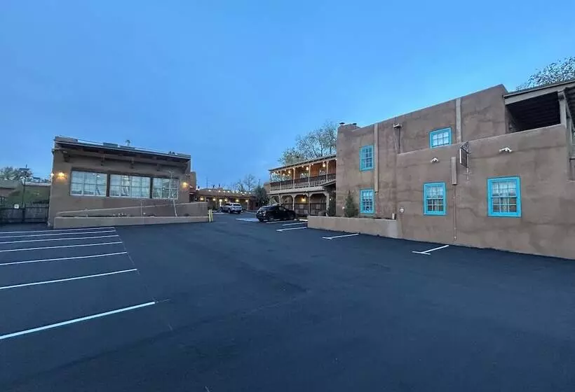 Отель Inn At Vanessie