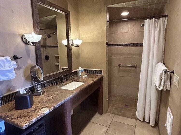 فندق Inn At Vanessie