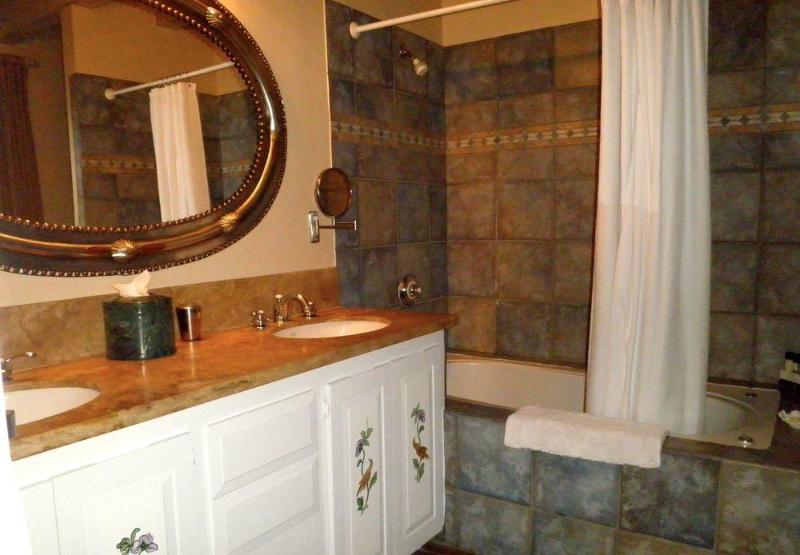 فندق Inn At Vanessie