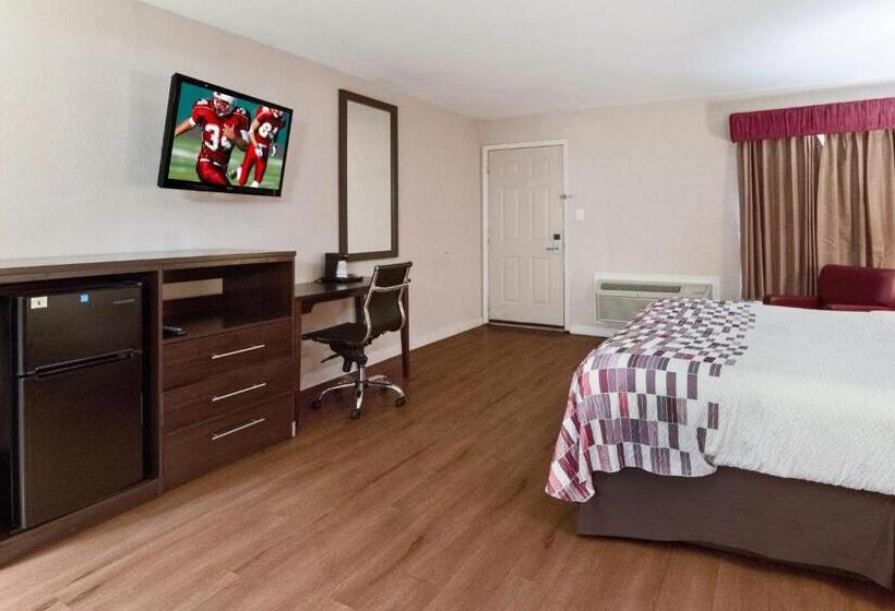 فندق Rodeway Inn