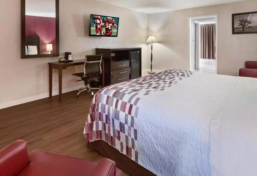 בית מלון כפרי Rodeway Inn