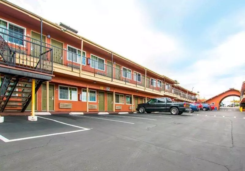 호텔 Rodeway Inn Lemon Grove San Diego East