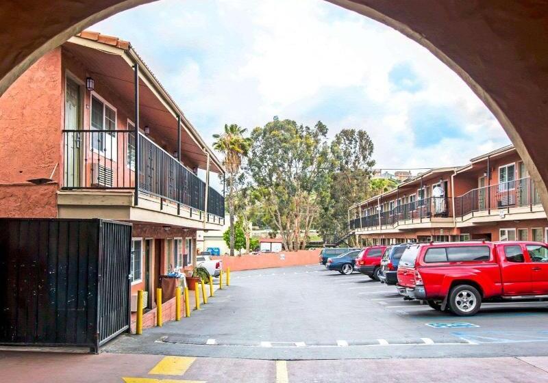 فندق Rodeway Inn Lemon Grove San Diego East