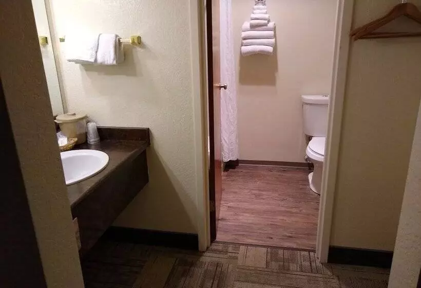 Отель Wilderness Inn