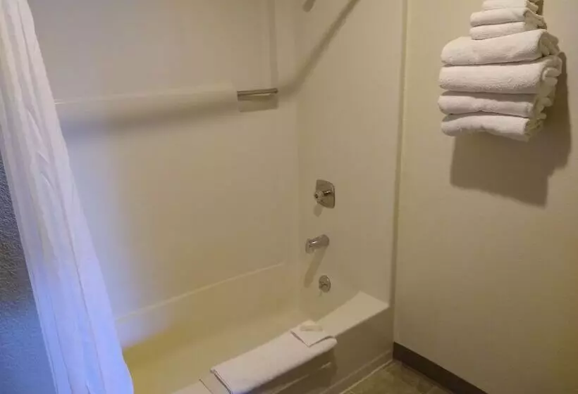 Отель Wilderness Inn