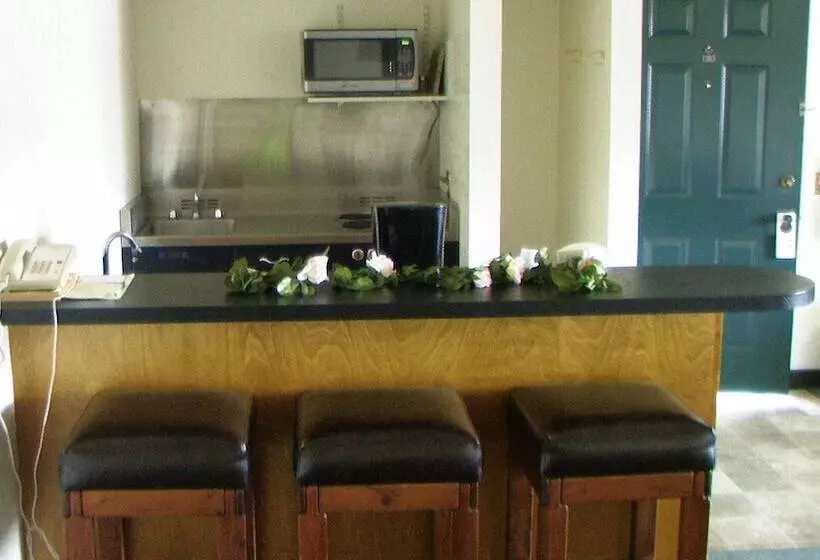 Отель Wilderness Inn