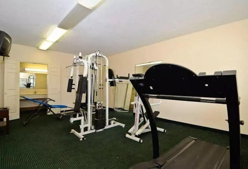 Motel 6 Sandersville, Ga