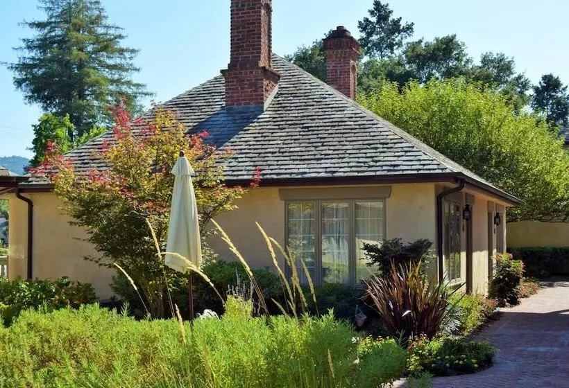 فندق Vineyard Country Inn