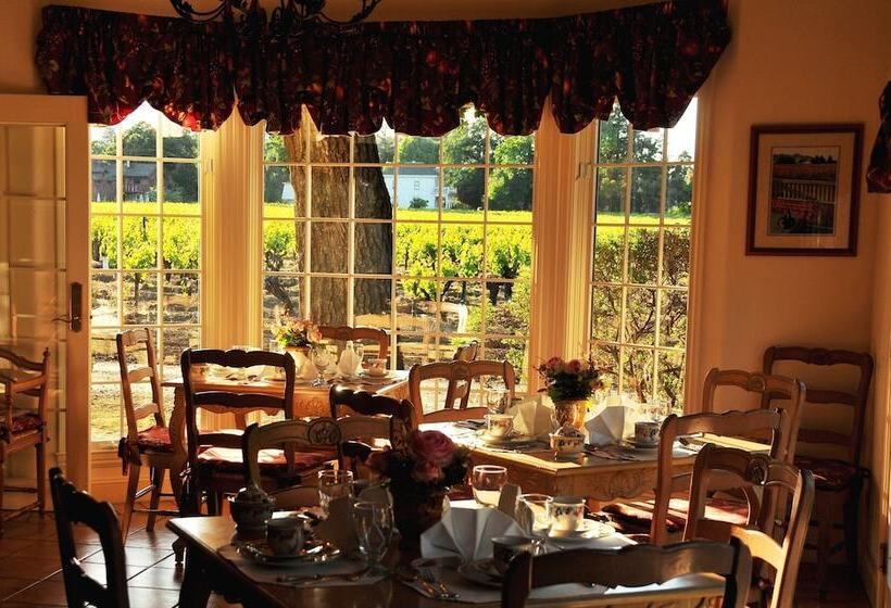 בית מלון כפרי Vineyard Country Inn